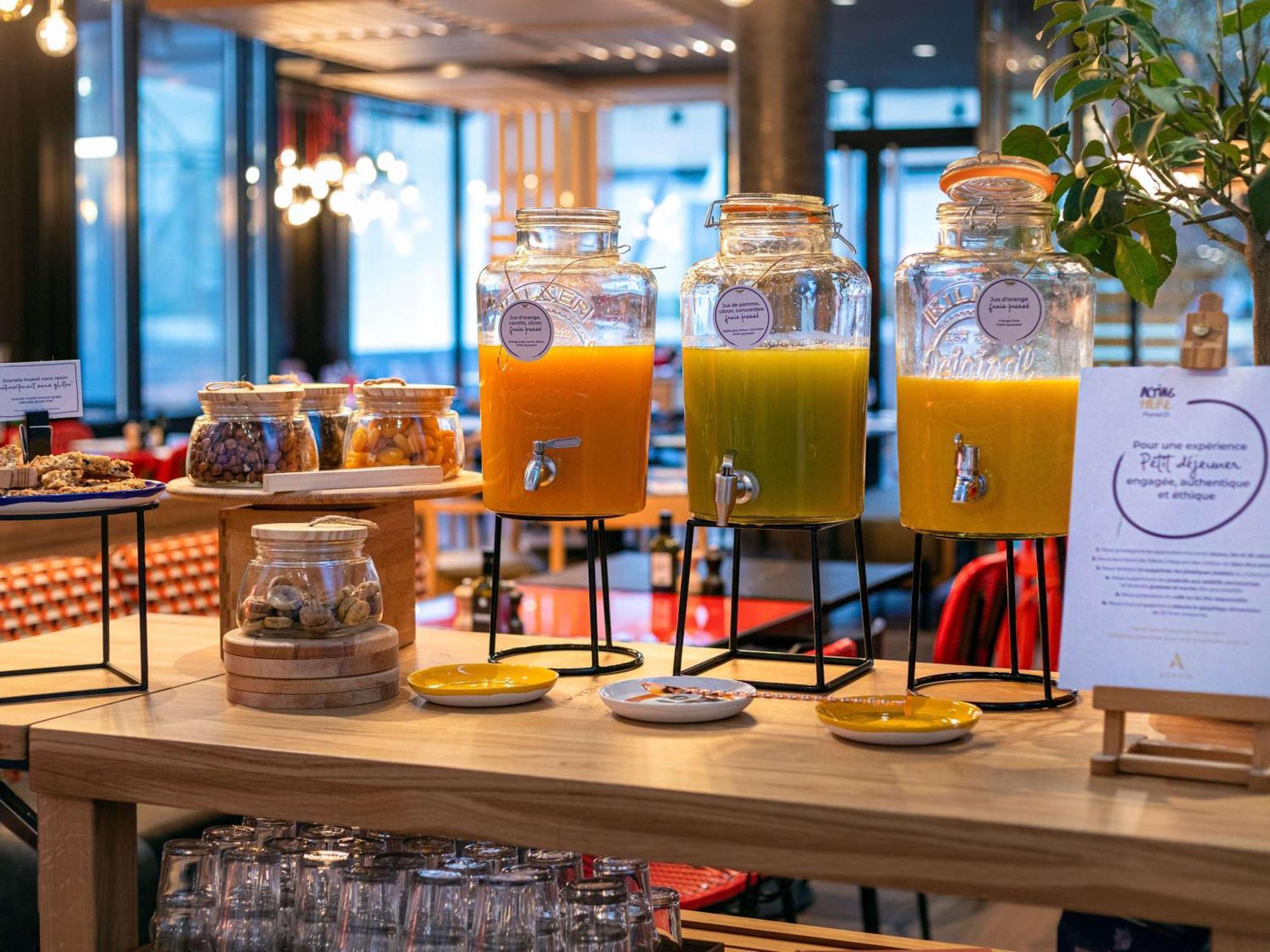 Novotel Lyon Bron Meeting & Events Extérieur photo