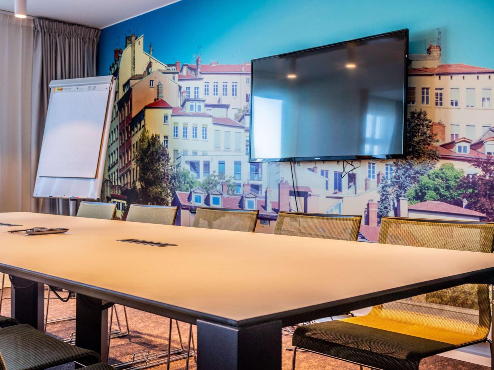Novotel Lyon Bron Meeting & Events Extérieur photo